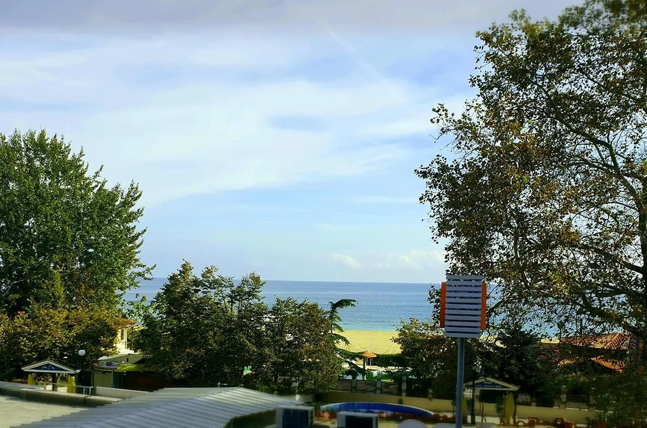 1-St Line Izvora Sea View Apartments On Golden Sands 3*,  Bulgaria