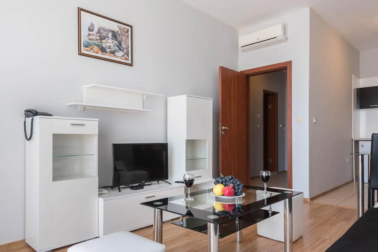 *** Appart hôtel 1-St Line Izvora Sea View Apartments On Golden Sands Bulgarie