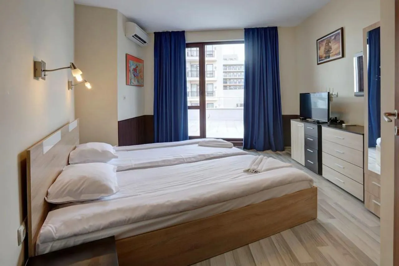 Appart hôtel 1-St Line Izvora Sea View Apartments On Golden Sands